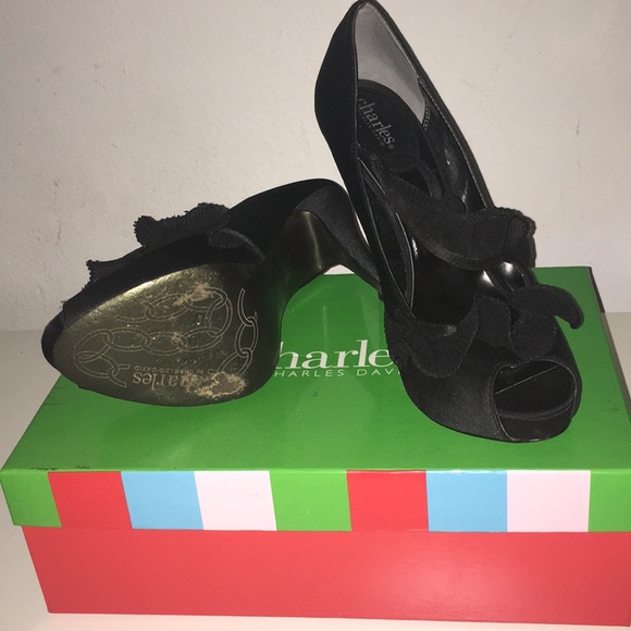 Charles by Charles David Satin Pumps - Picture 4 of 6